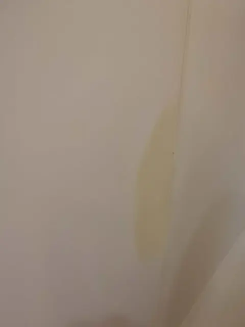 ユニットバスのサビ補修後の状態