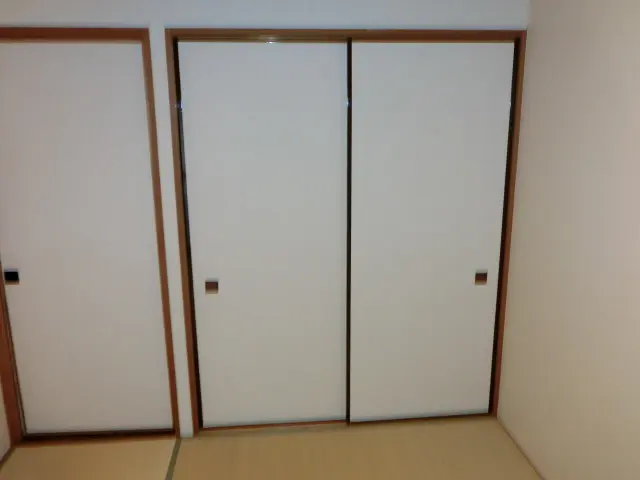 ふすまを張り替えて新しくなった様子