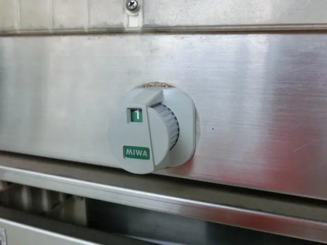 表から見た、新しい鍵に交換した状態